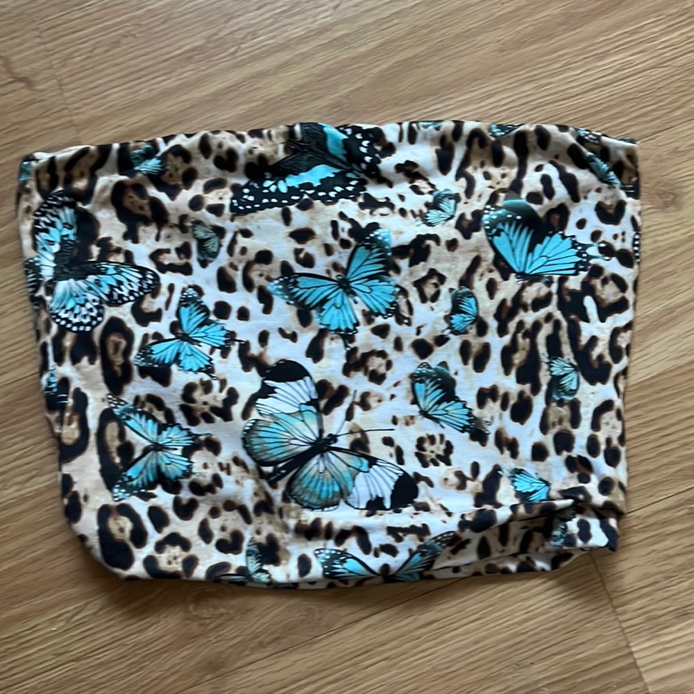 Fashion nova crop top